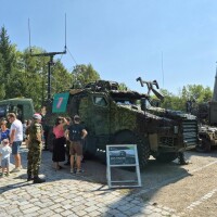 friends-fest-2026-ford-trucks-10